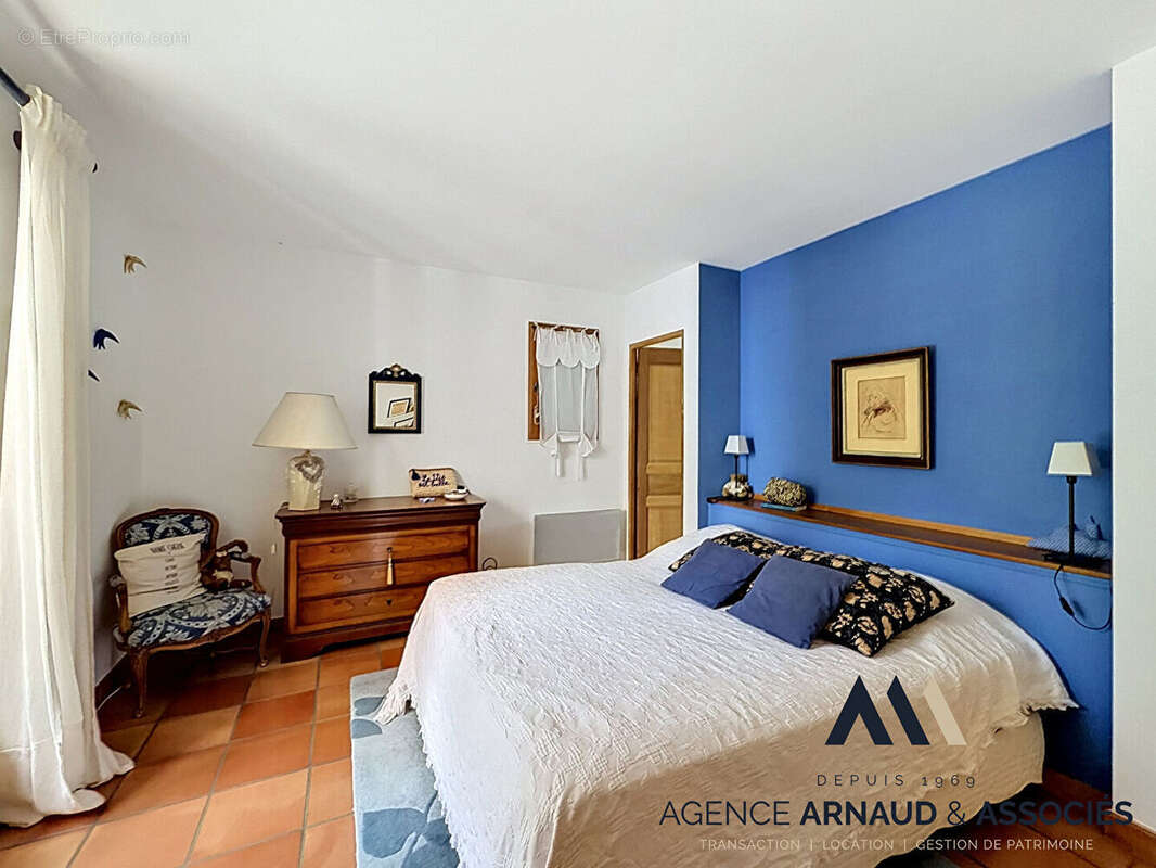 Maison à LA CADIERE-D'AZUR