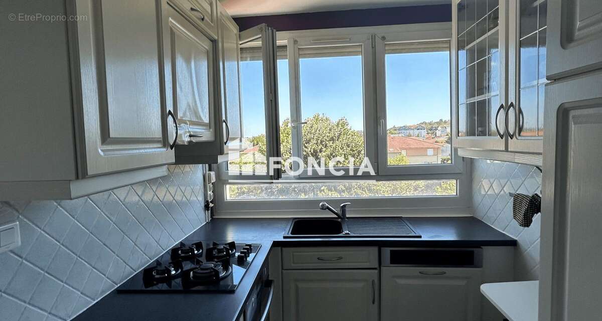 Appartement à BRON