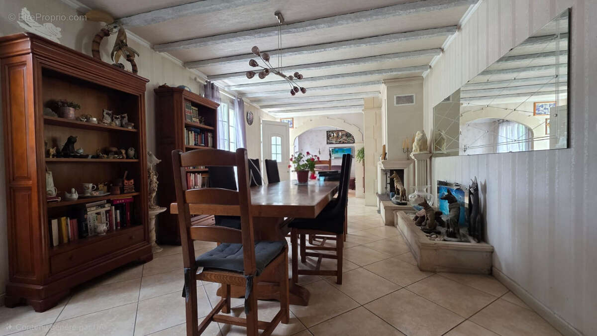 Maison à SAINT-SULPICE-DE-ROYAN