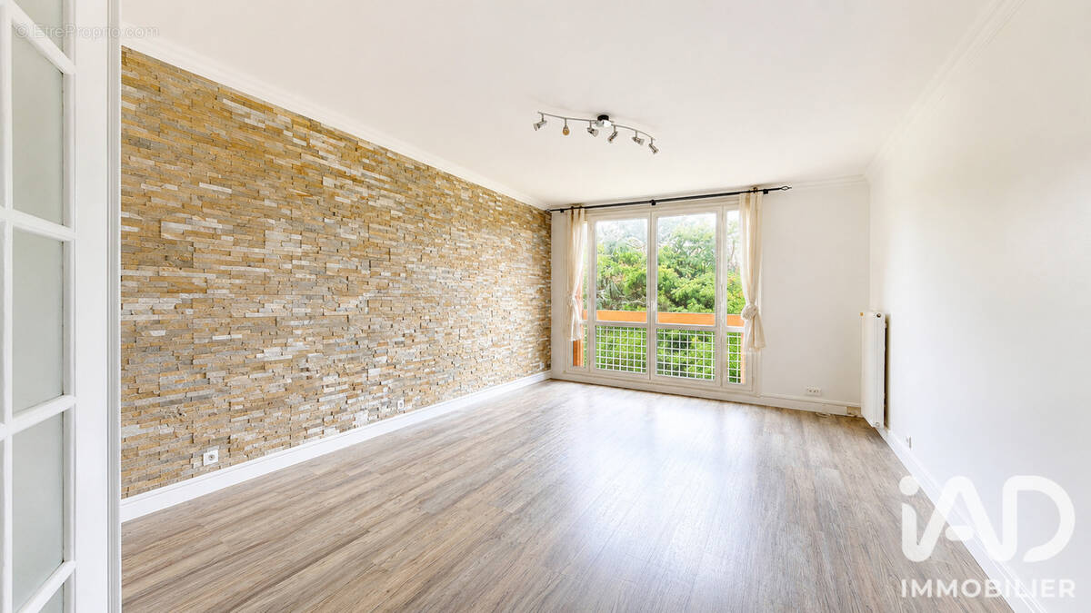 Photo 1 - Appartement à NEUILLY-PLAISANCE
