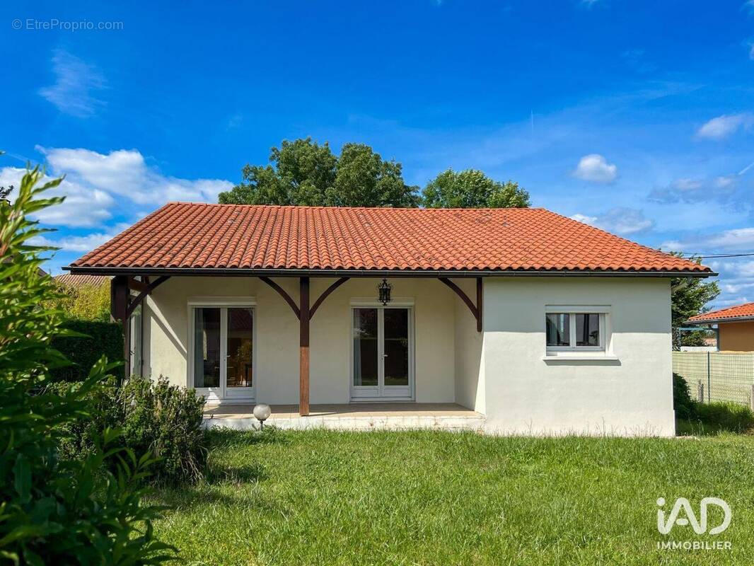 Photo 1 - Maison à CARBON-BLANC
