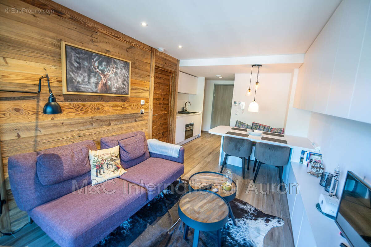 Appartement à SAINT-ETIENNE-DE-TINEE