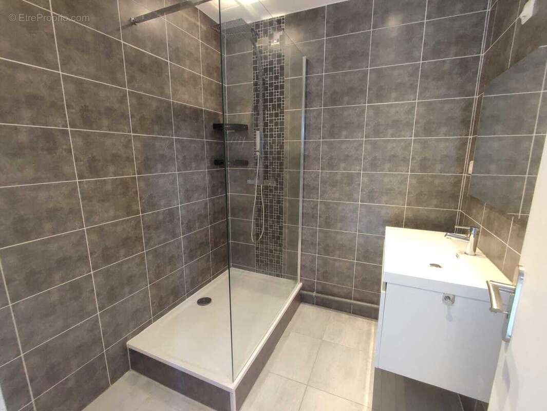 Maison à COMBAILLAUX