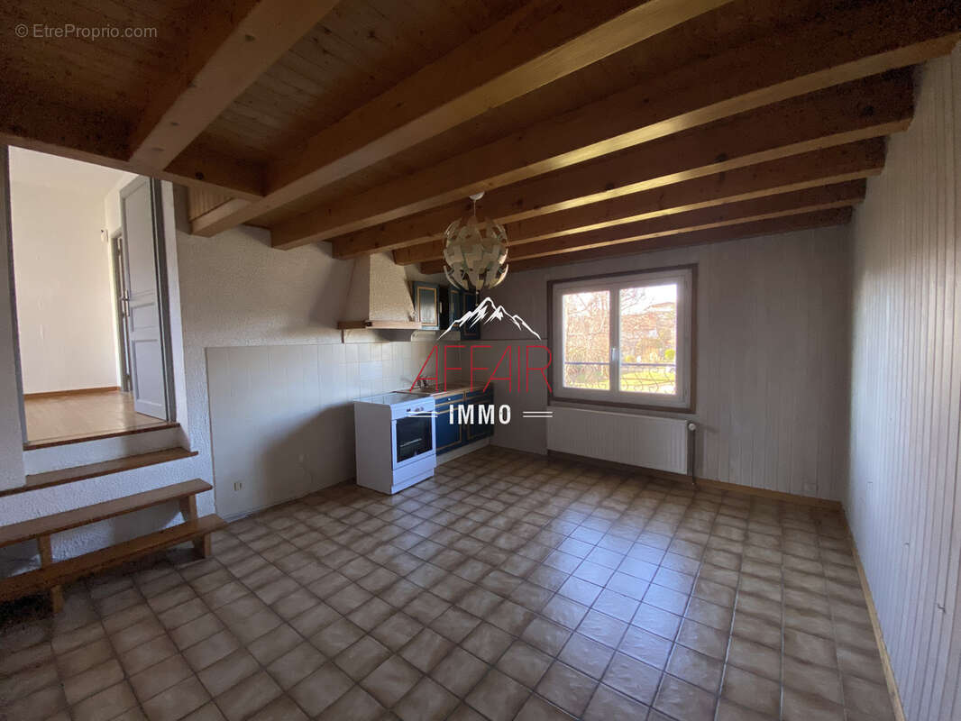 Maison t4 avec un appartement t2 proches commodités - 74240 gaillard - photo 13