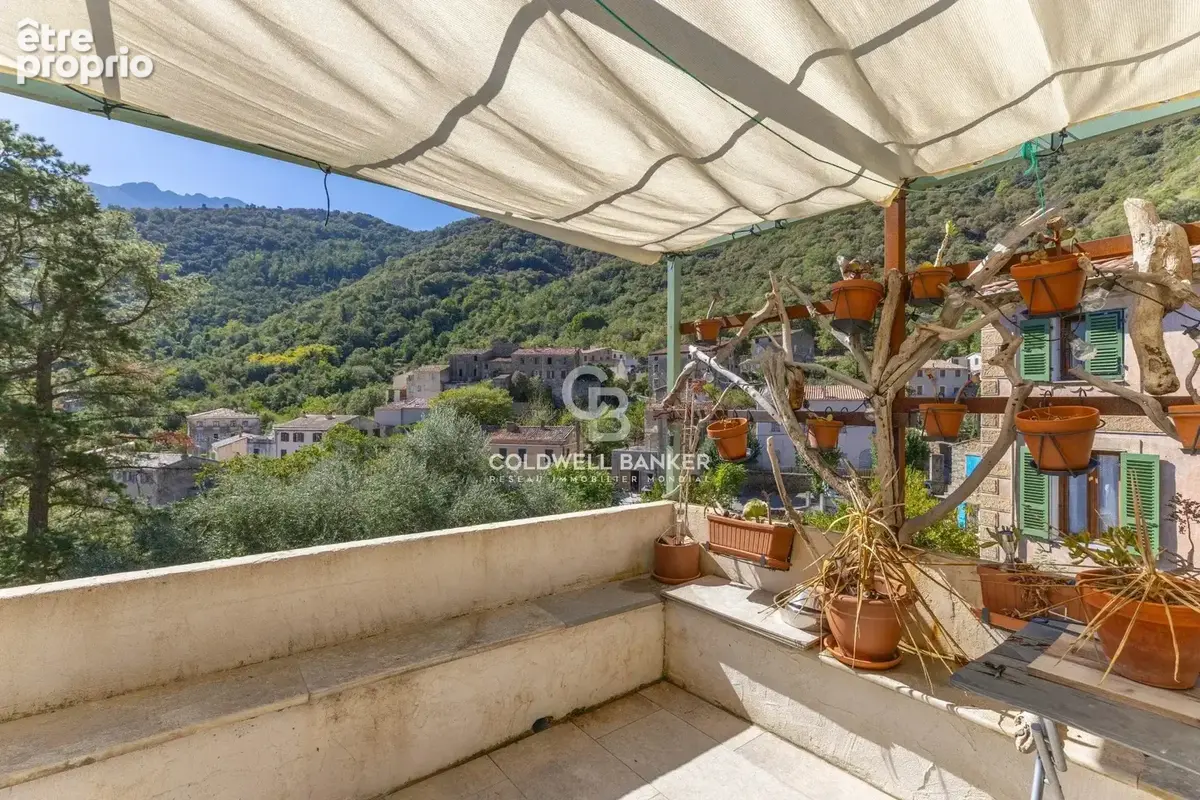 Muro – Charmant T4 rénové avec balcon - vue montagnes & village - photo 2