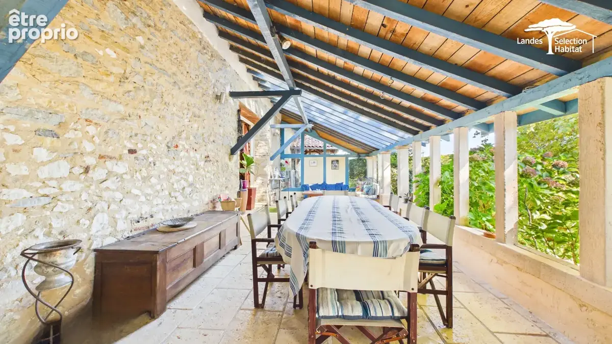 Ensemble immobilier d'exception de 380 m² hab. , piscine, dépendances et revenus locatifs - photo 6
