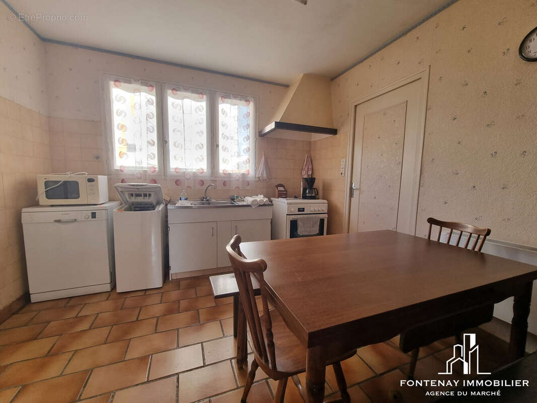 Maison à FONTENAY-LE-COMTE