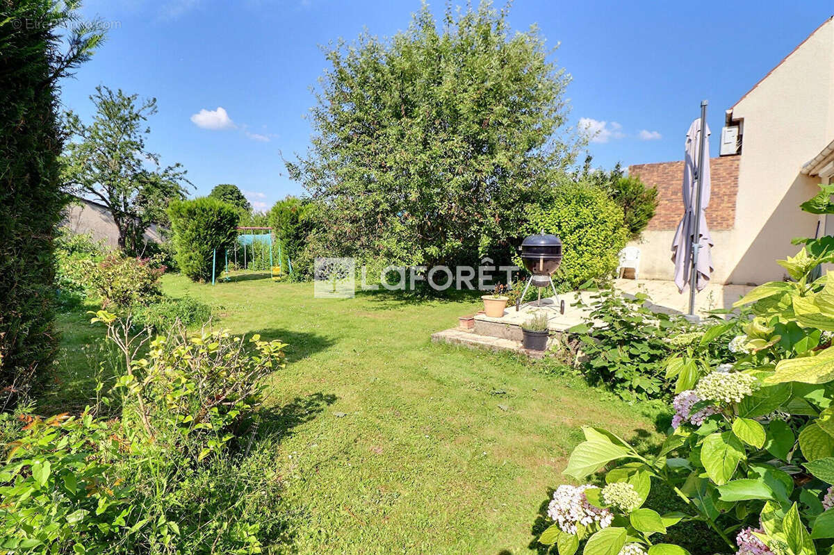 Maison à MILLY-LA-FORET