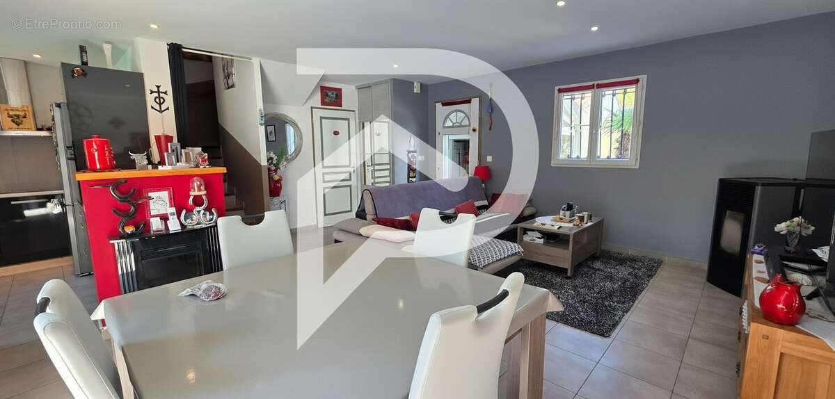 Maison à AIGUES-MORTES