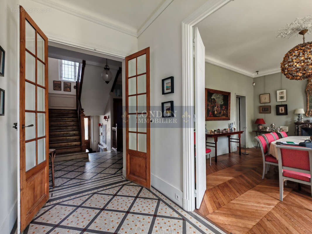 Maison à VERSAILLES