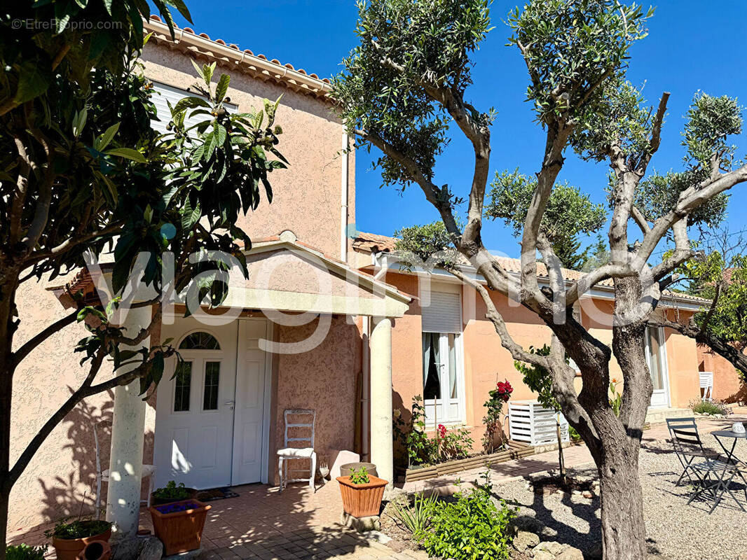 Maison à PUGET-VILLE