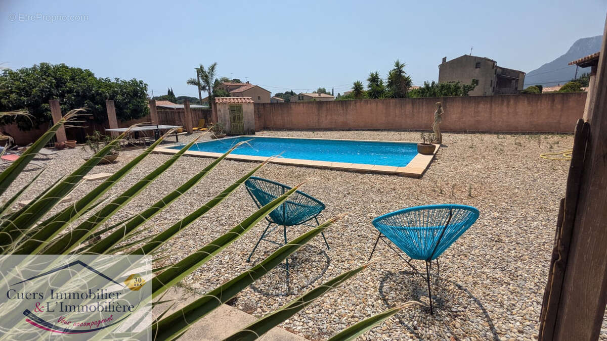 Maison à SOLLIES-VILLE