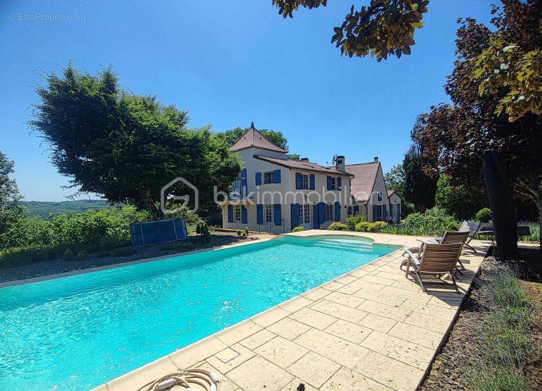Propriété coup de cœur assurée avec vue panoramique - photo 2