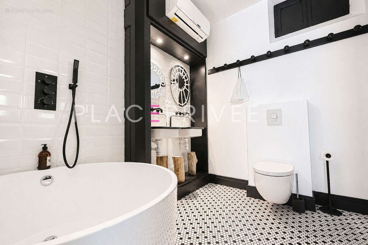 Maison Art Nouveau avec jardin et piscine - photo 12