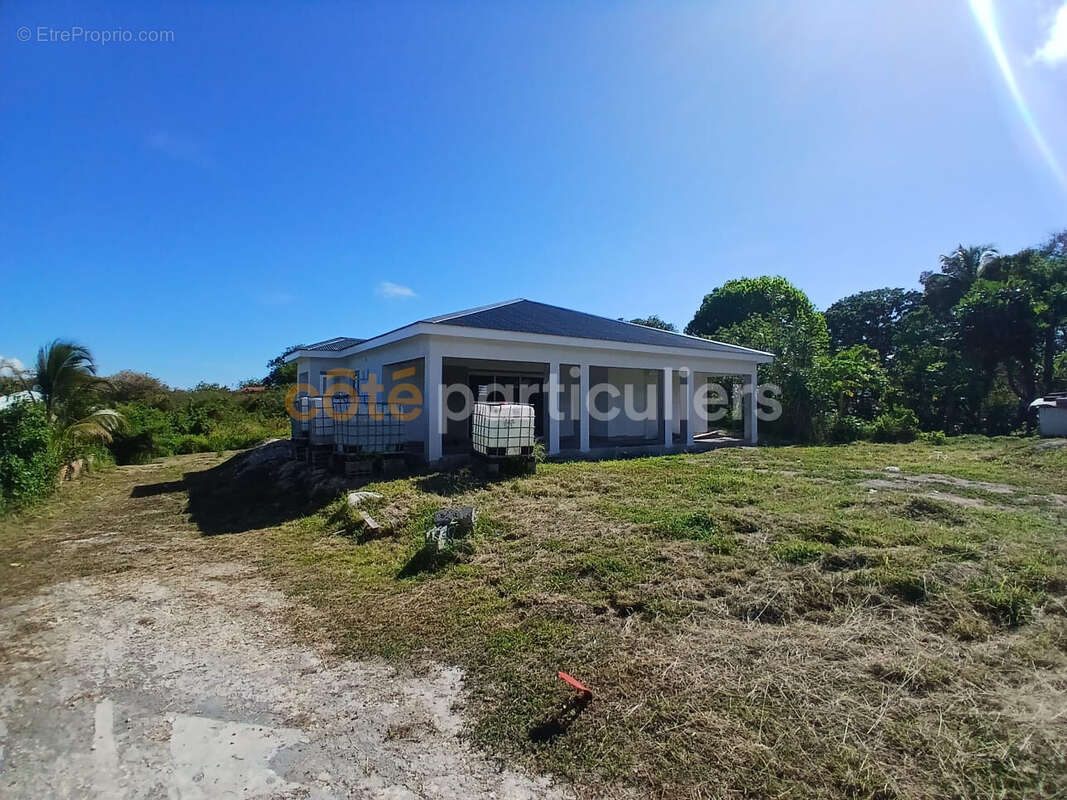 A vendre maison à saint-françois - photo 2