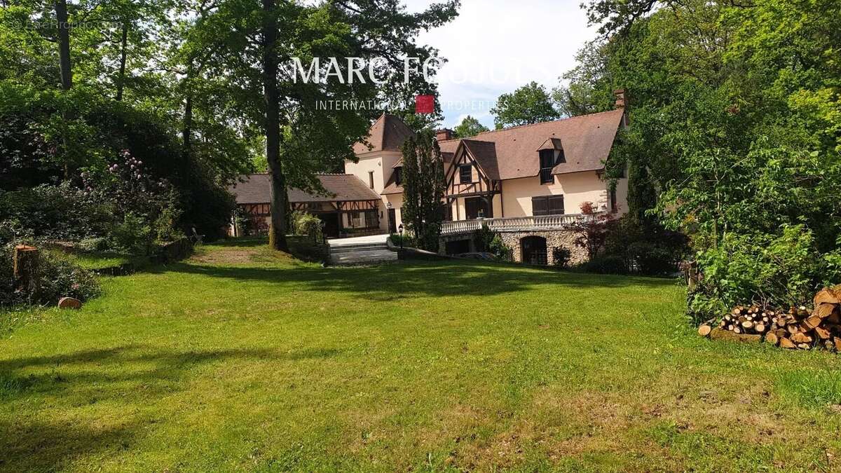 Maison à RAMBOUILLET