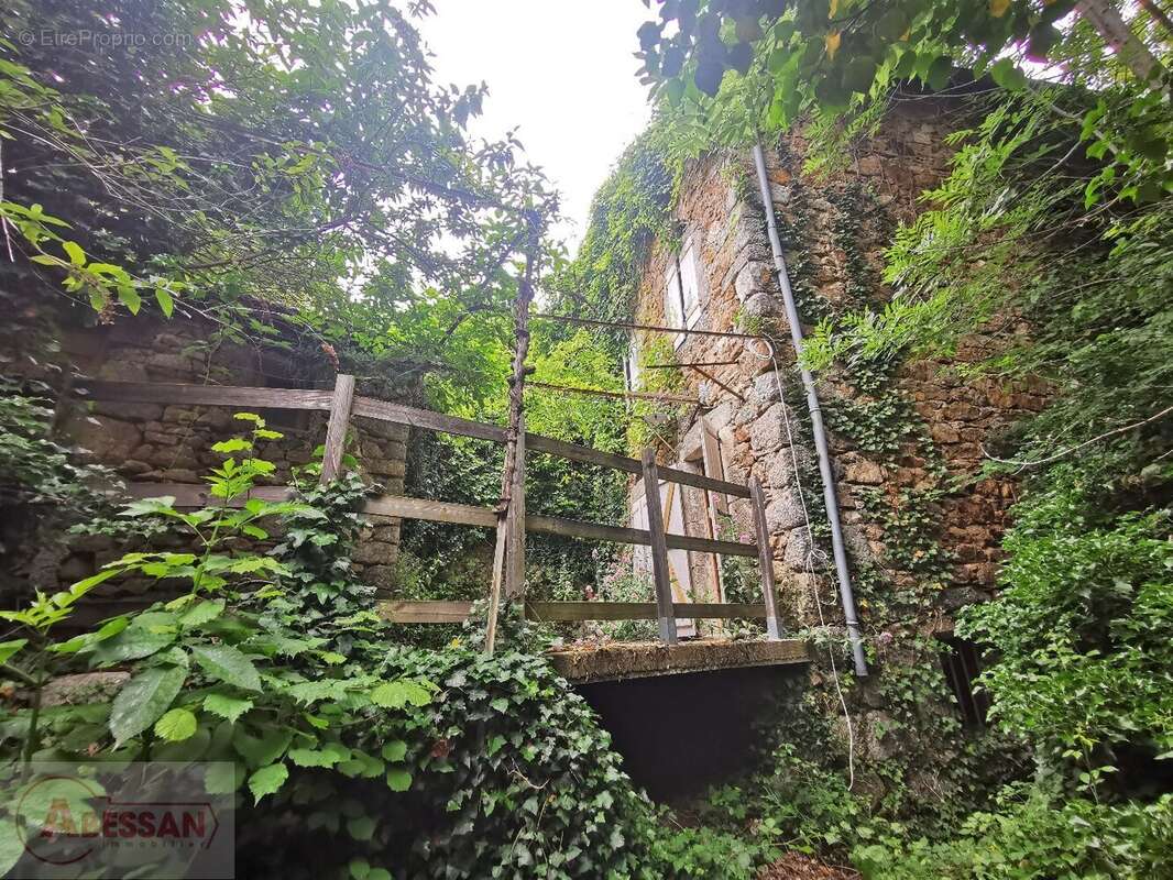 Maison à VIALAS