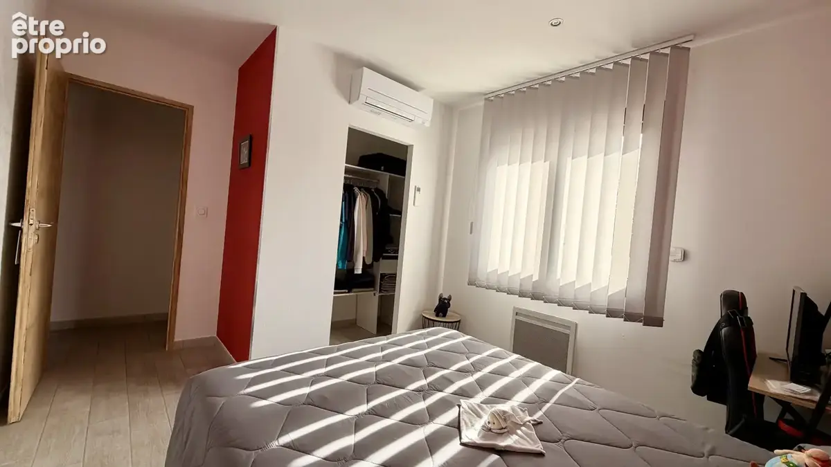 Villa contemporaine avec piscine , 4 chambres , garage , vue sur la vallée de l'Hérault - photo 12