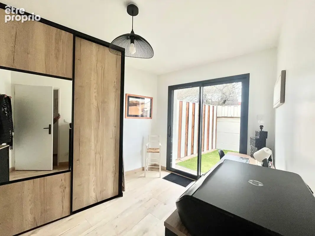 MAISON A VENDRE de 5 pièce(s) 100.36 m2 - véritable plain pied - orientée sud - terrasse grand garage fermé - photo 10