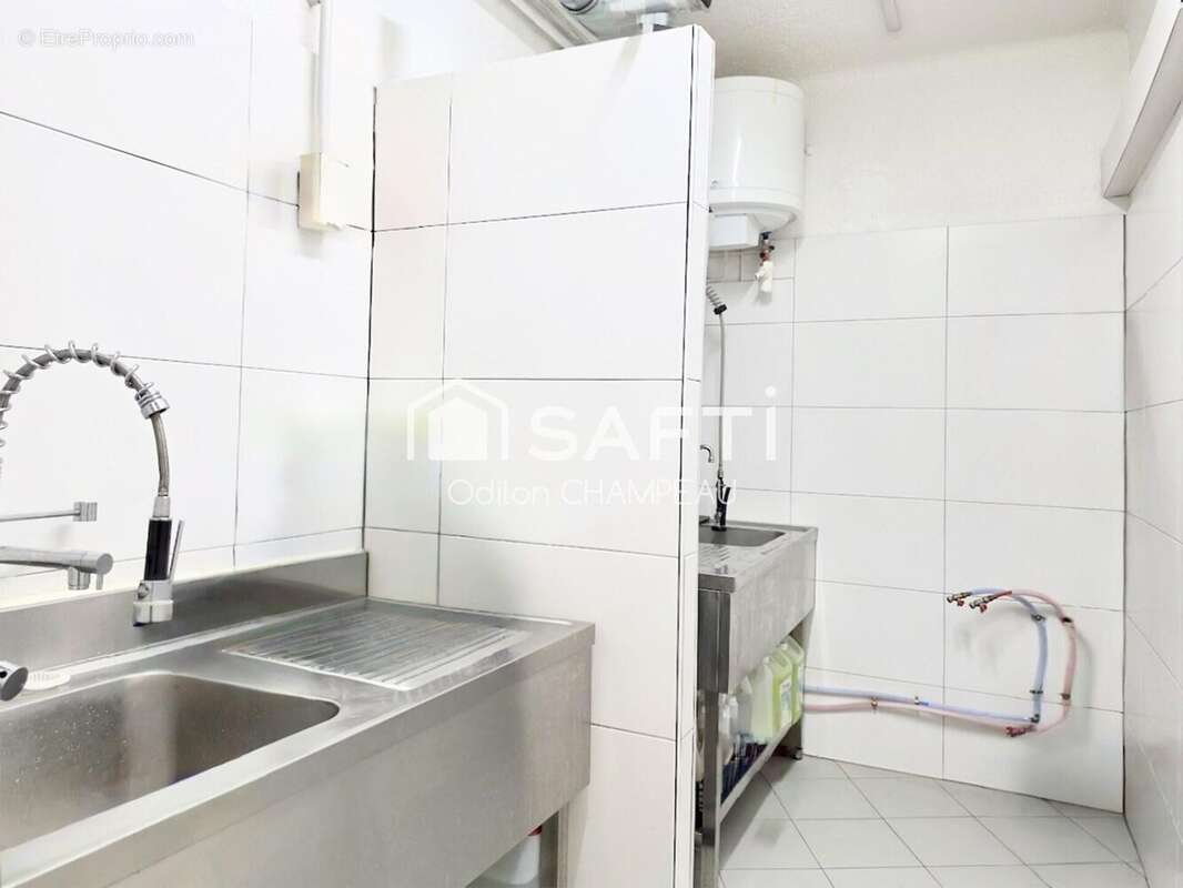 Commerce 84 m² à Perpignan  - photo 4