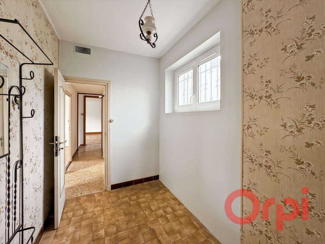 Maison à SAINT-AMAND-MONTROND