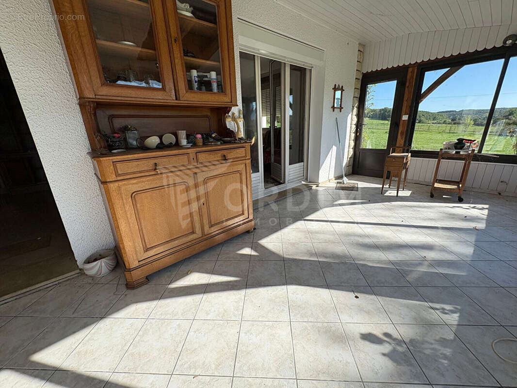 Maison à POILLY-SUR-SEREIN