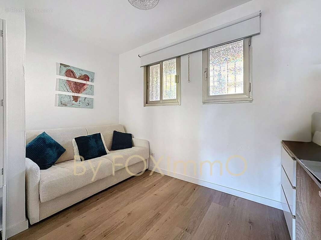 Appartement à VENCE