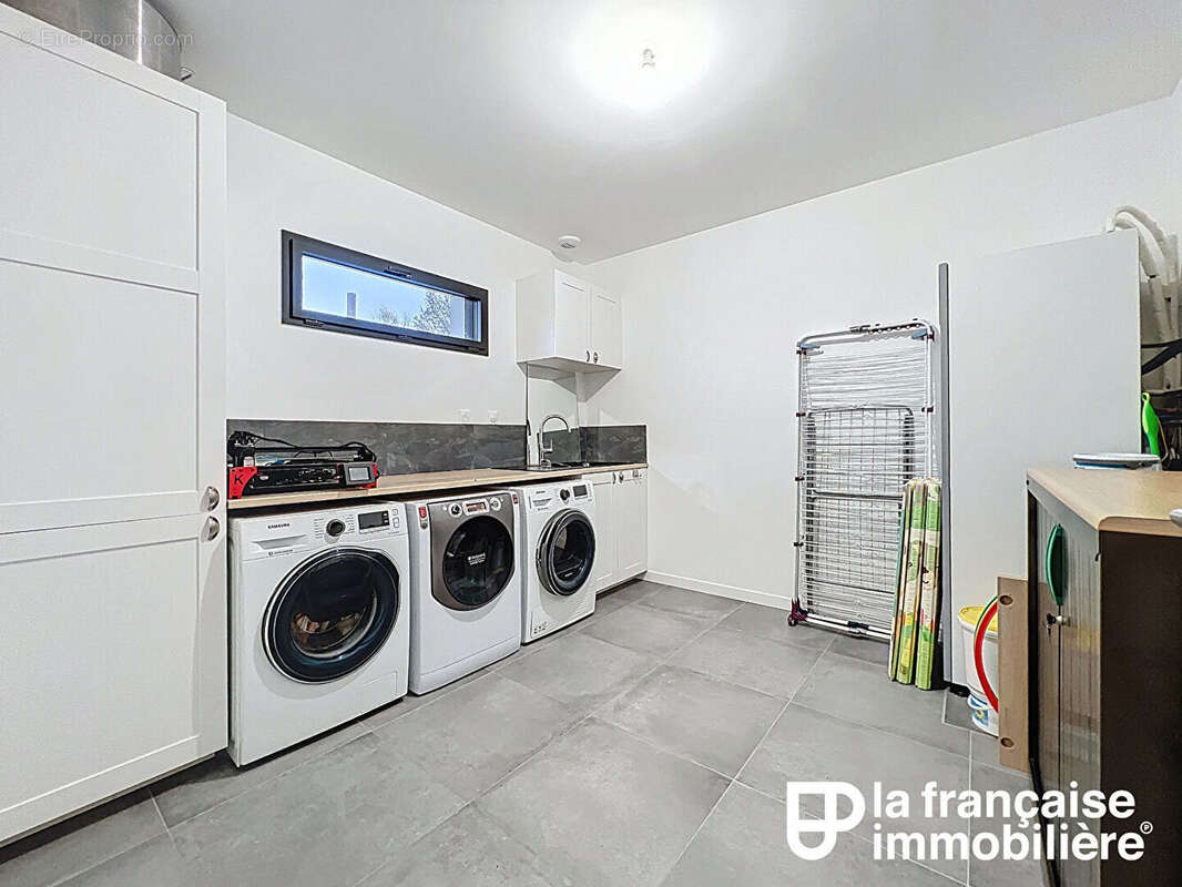 Maison à SAINT-GILLES