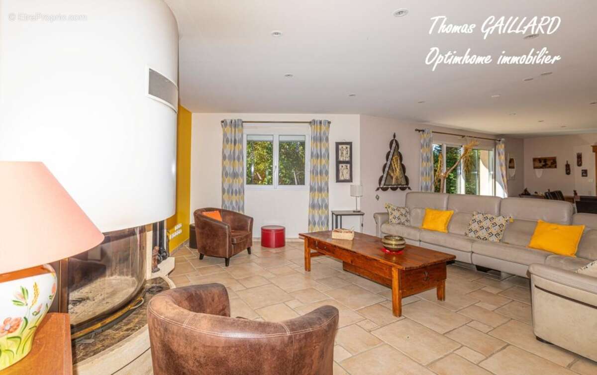 Maison de plain-pied 4 chambres - 184 m2 - photo 5