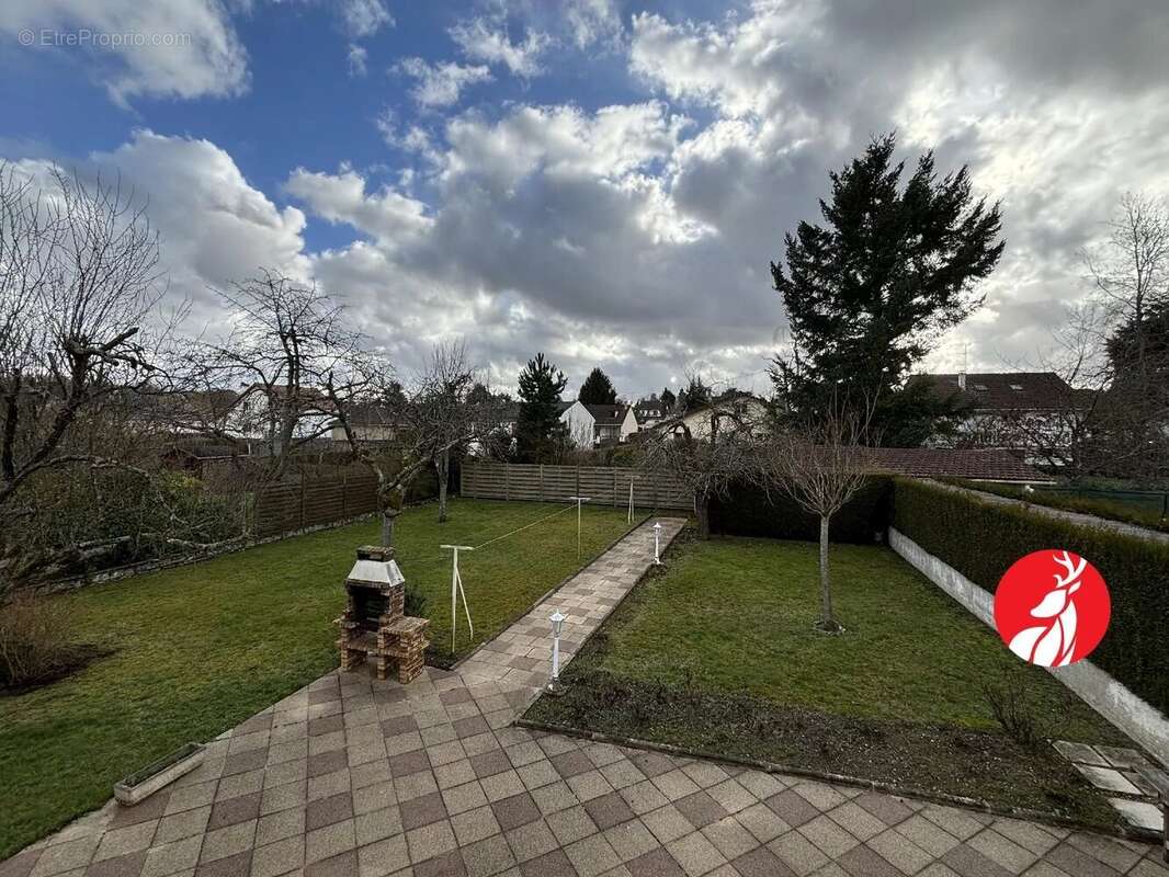 Maison à BOISSISE-LE-ROI