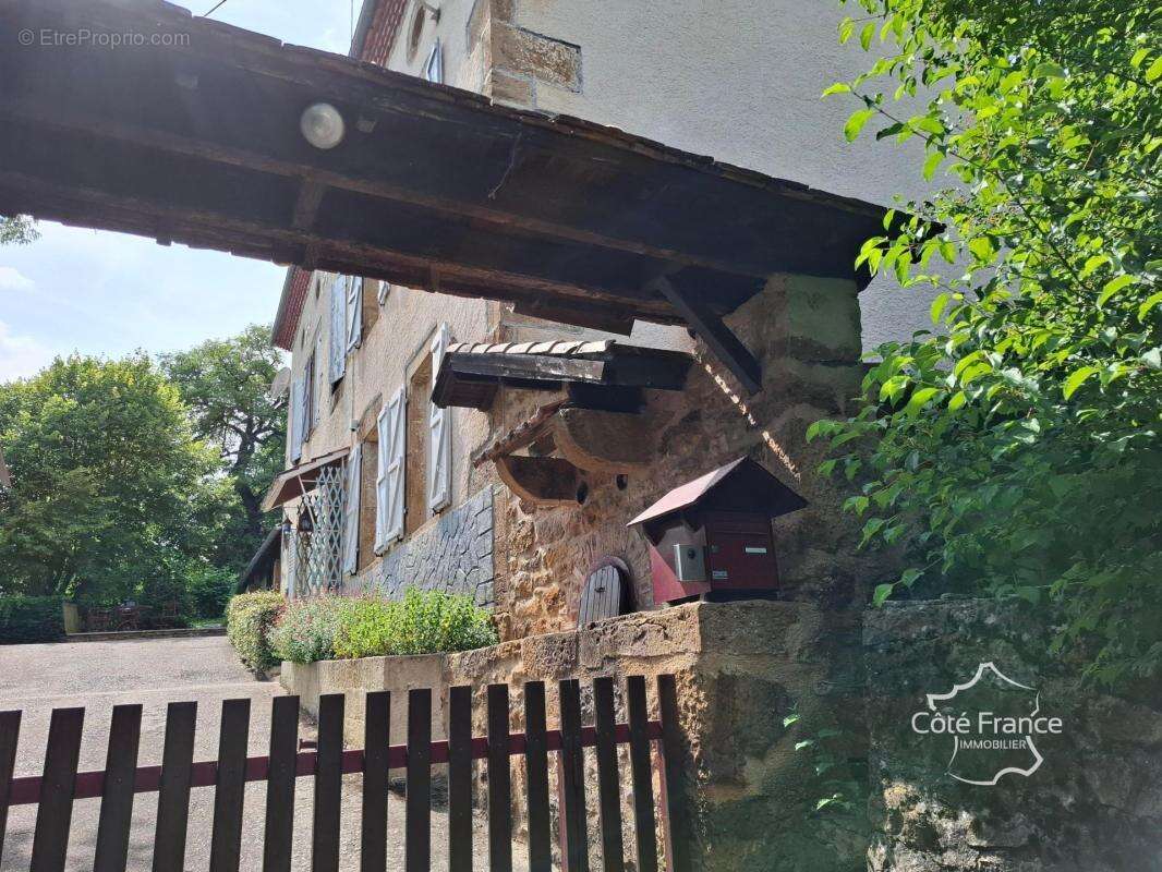 Charmante maison de caractère avec un magnifique atelier, à - photo 5