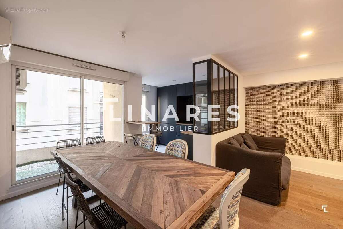 Appartement à MARSEILLE-8E