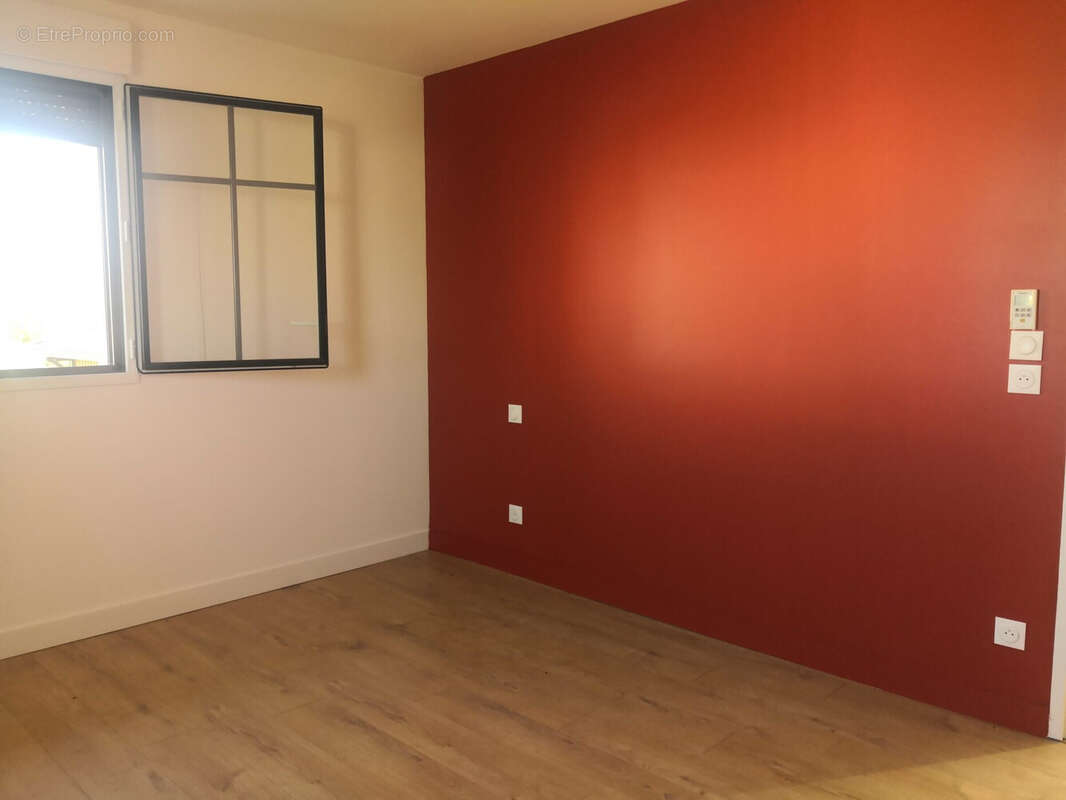 Maison à VILLENAVE-D'ORNON