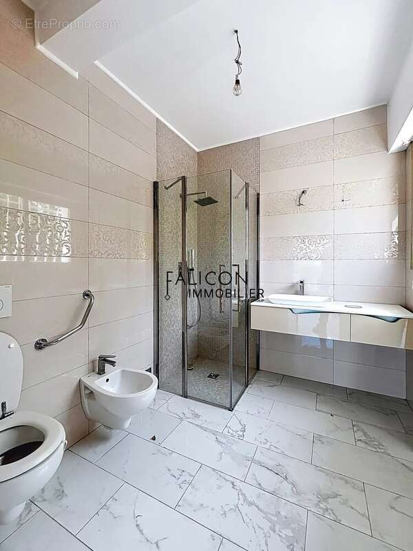 Maison à TOURRETTE-LEVENS