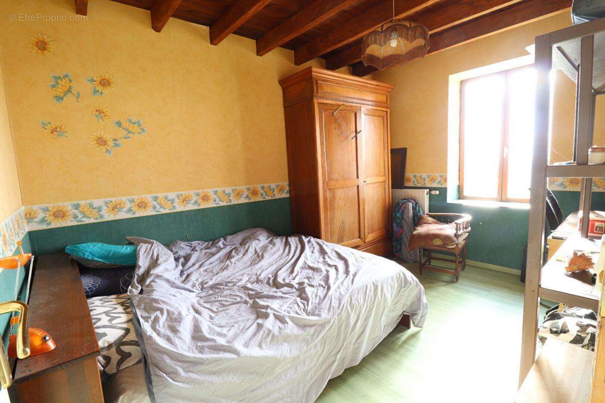 Maison à SAINT-VERAND