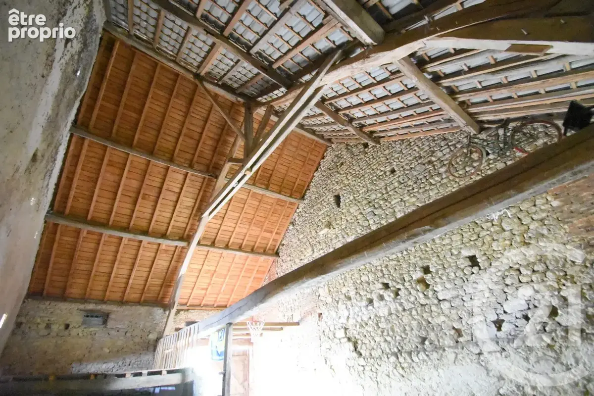 Maison 4 pièces 123 m² à vendre à Le Vernet (03200) - photo 13