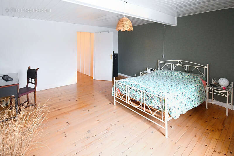 Maison à LEXY