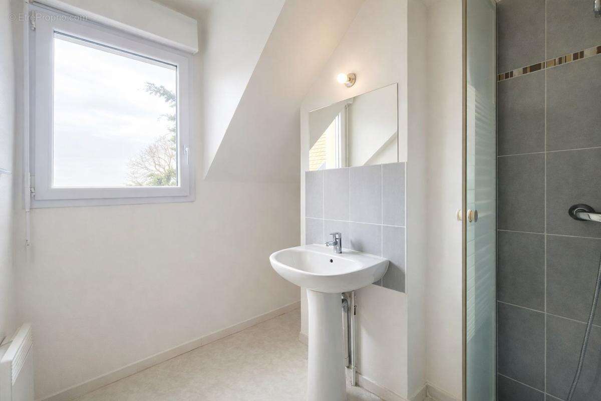 Appartement à CHANTELOUP-EN-BRIE