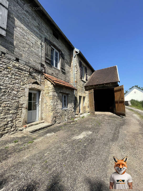 Maison à SAVOYEUX