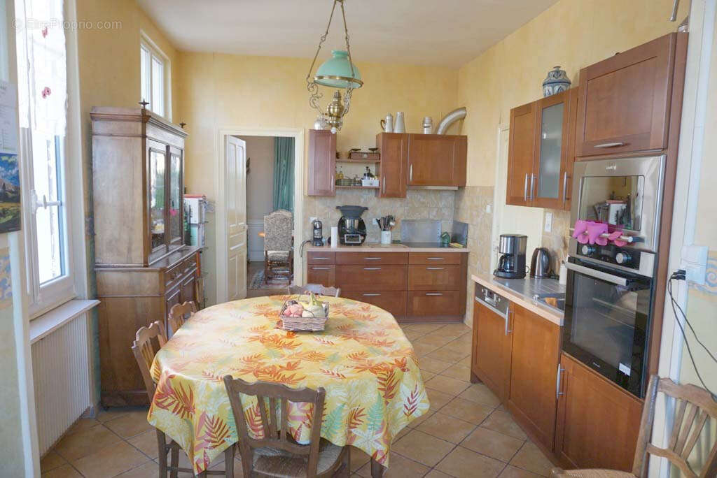 Maison à PARAY-LE-MONIAL