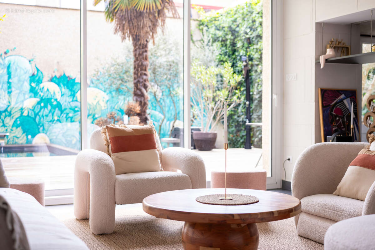 Maison à VILLEURBANNE