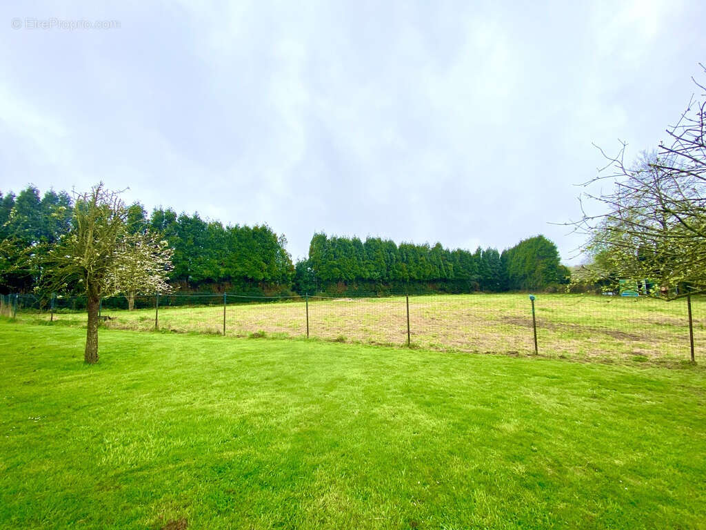 Terrain à MAUBEUGE