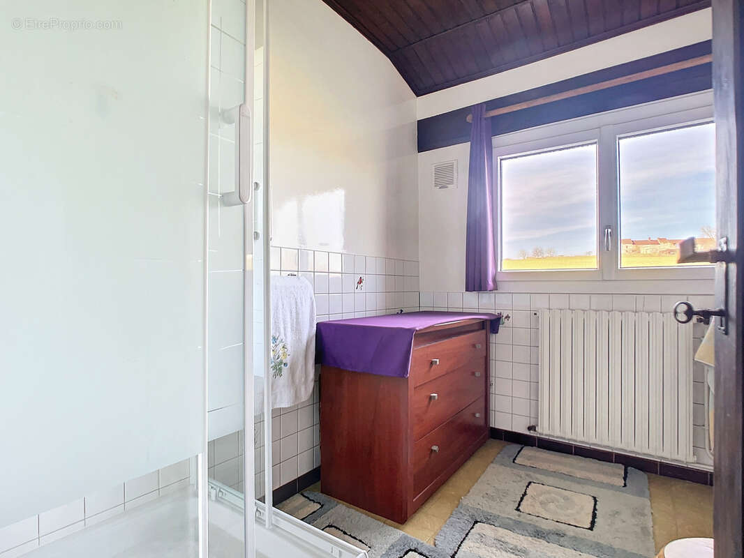 Maison à VIELS-MAISONS