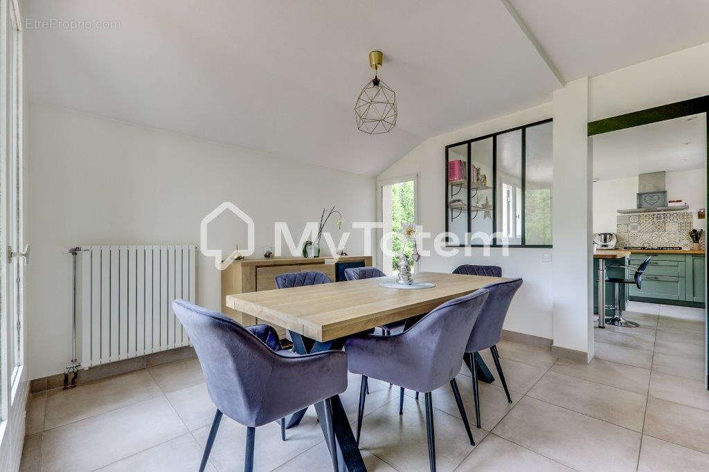 Maison à LOUVECIENNES