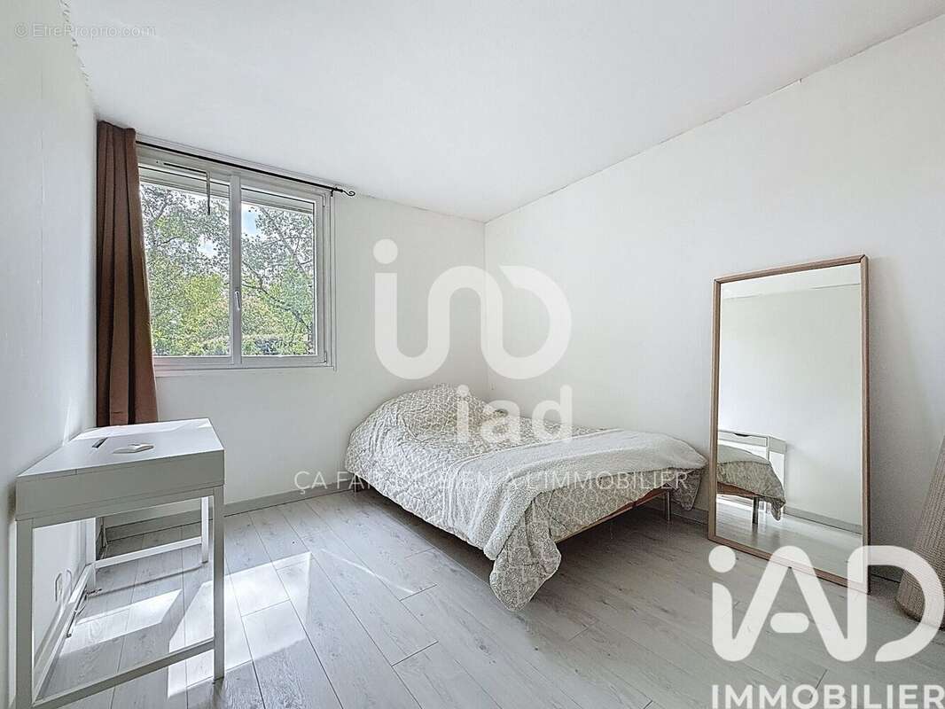 Photo 5 - Appartement à QUINCY-SOUS-SENART