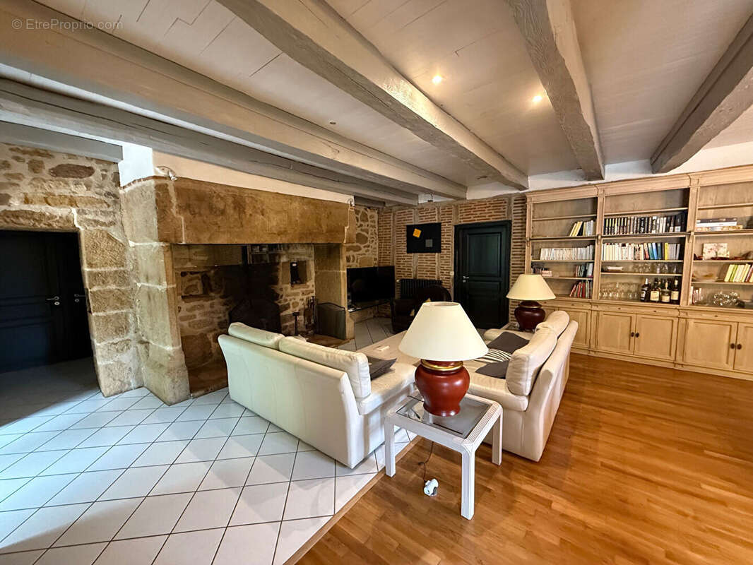 Ensemble immobilier de caractère 288 m² - photo 6