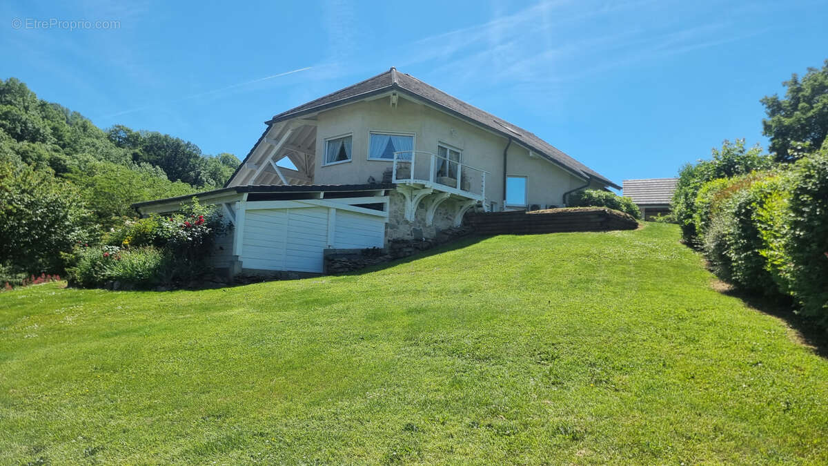 Maison à LES MOLLETTES