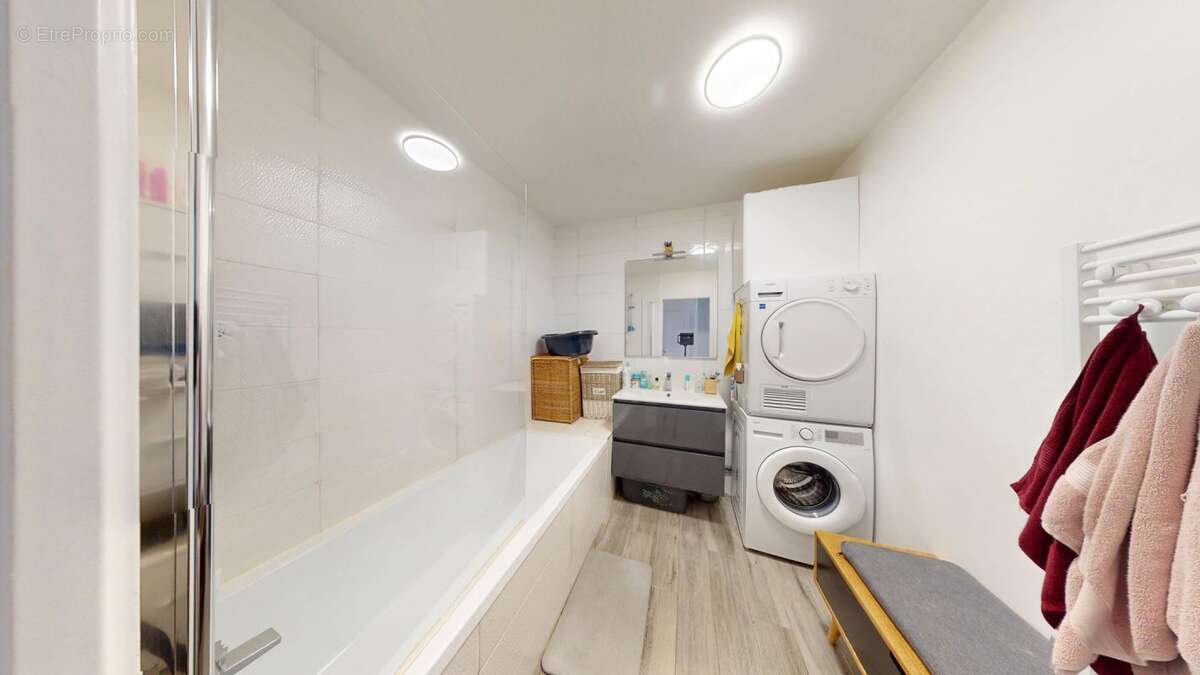 Appartement à BOIS-COLOMBES