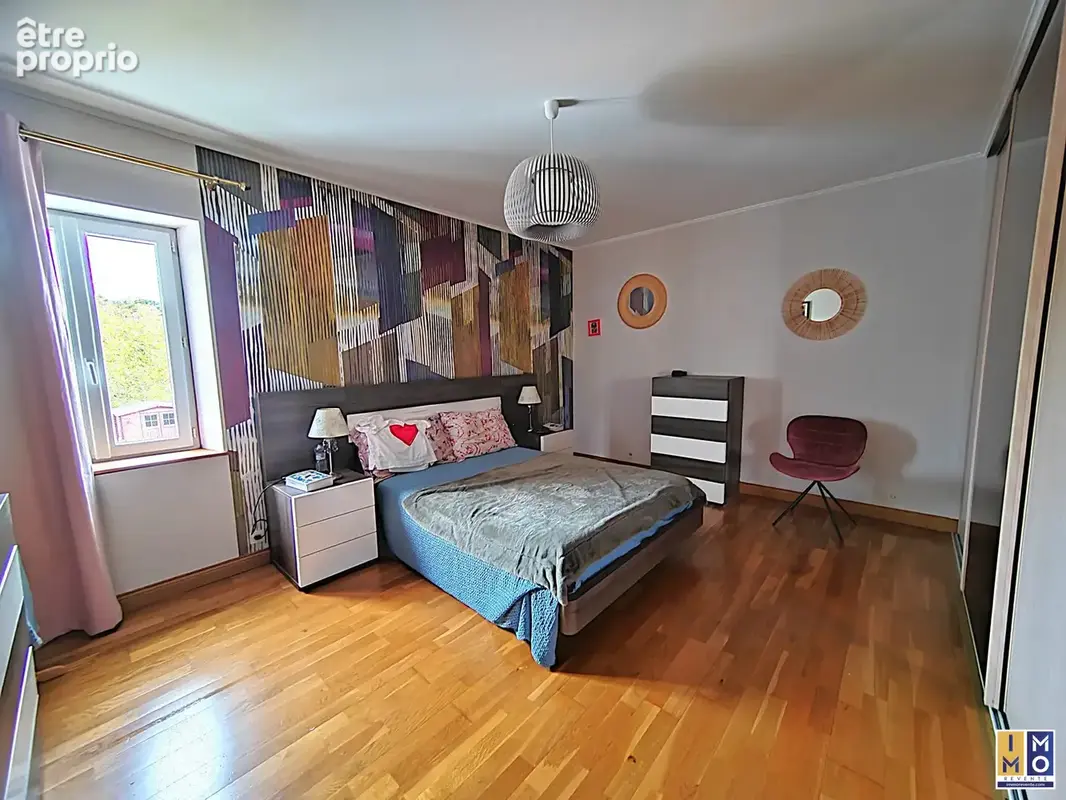 Maison 4 pièces 136 m² à vendre à Vierzon (18100) - photo 9