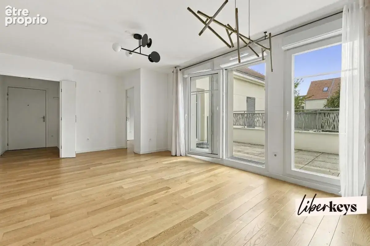 Appartement traversant avec balcon exposé Sud - Dernier étage dans résidence calme et récente - photo 4